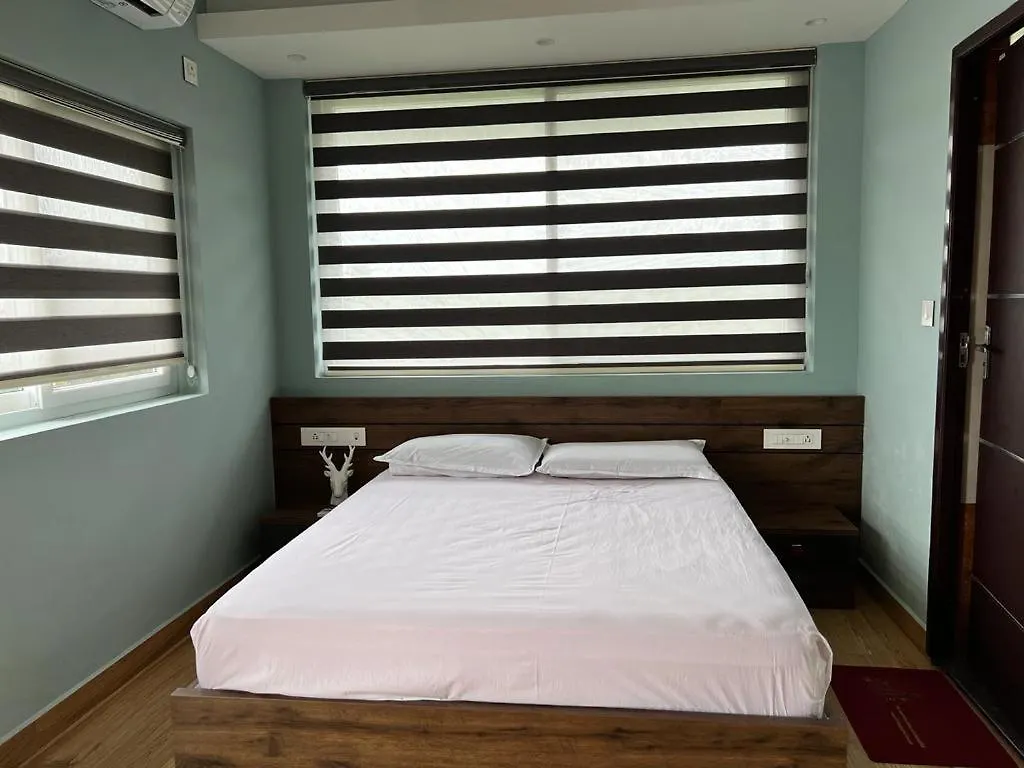 Pavithram Premium Residency Thalayolaparambu Kottayam 0*,